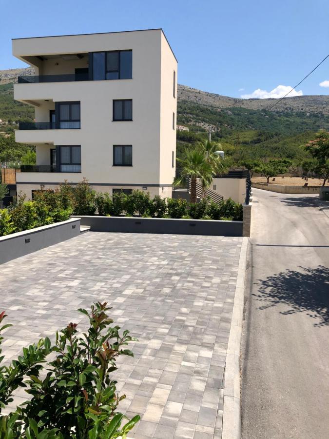 Apartments Villa 19 Podstrana Exterior foto